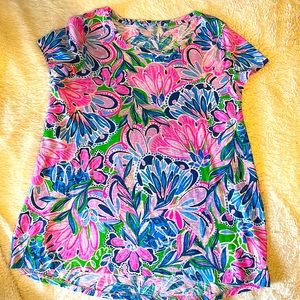 Lily Pulitzer shirt size M like new floral print